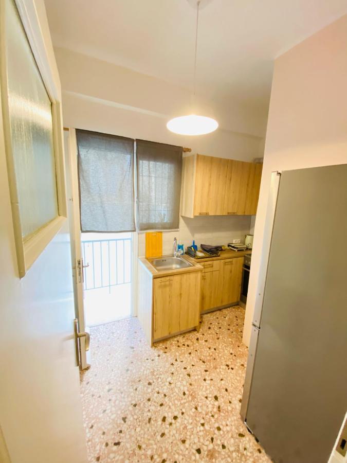 Studio 32M2 Nefitou Metaxa Athens Exterior photo