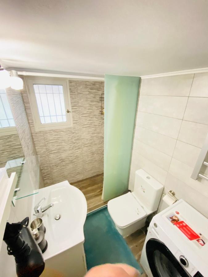Studio 32M2 Nefitou Metaxa Athens Exterior photo