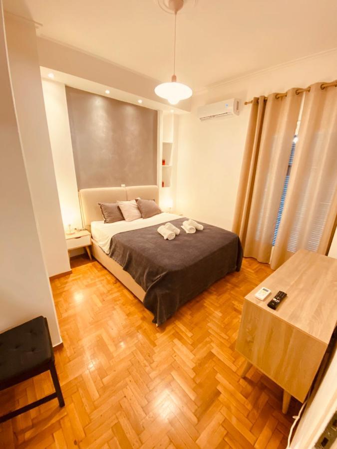 Studio 32M2 Nefitou Metaxa Athens Exterior photo